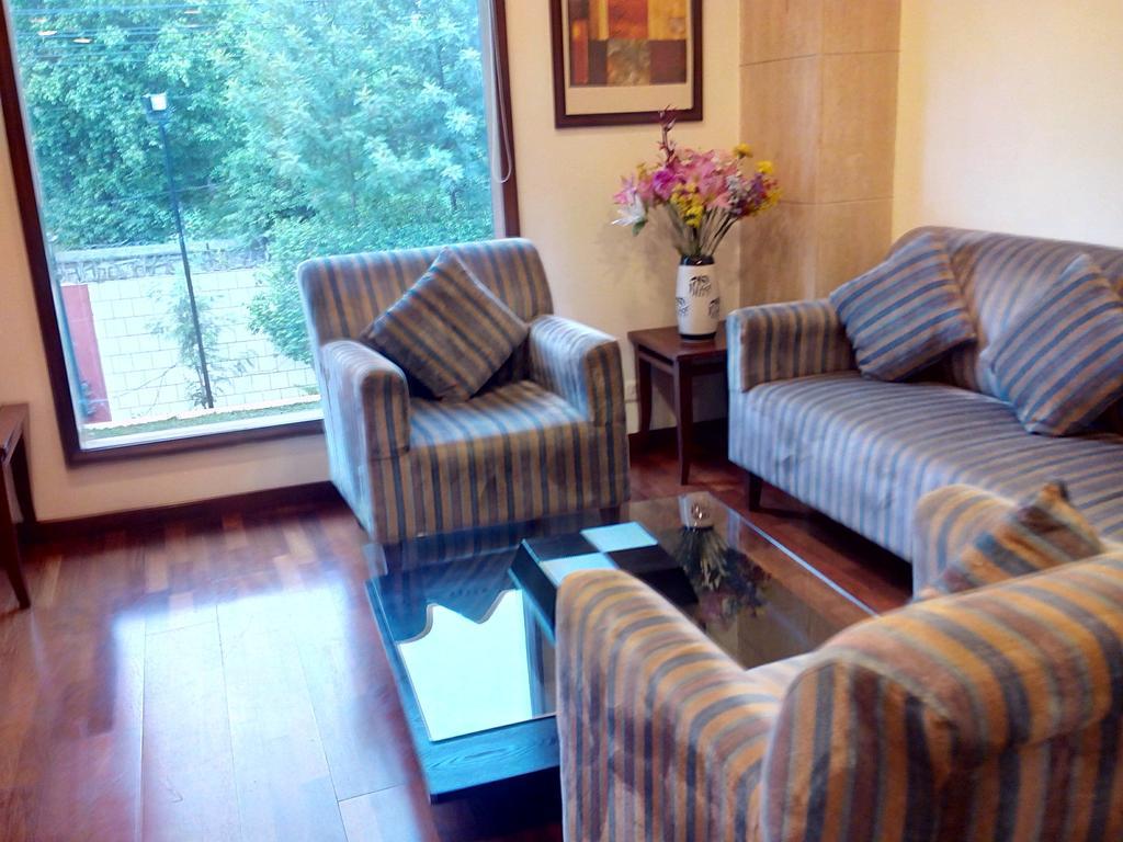 Hotel The Ocean Pearl Retreat Nueva Delhi Habitación foto