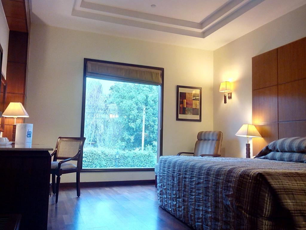 Hotel The Ocean Pearl Retreat Nueva Delhi Exterior foto